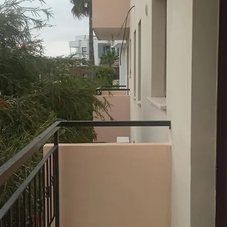 Seawalker Trible Bedroom Larnaca